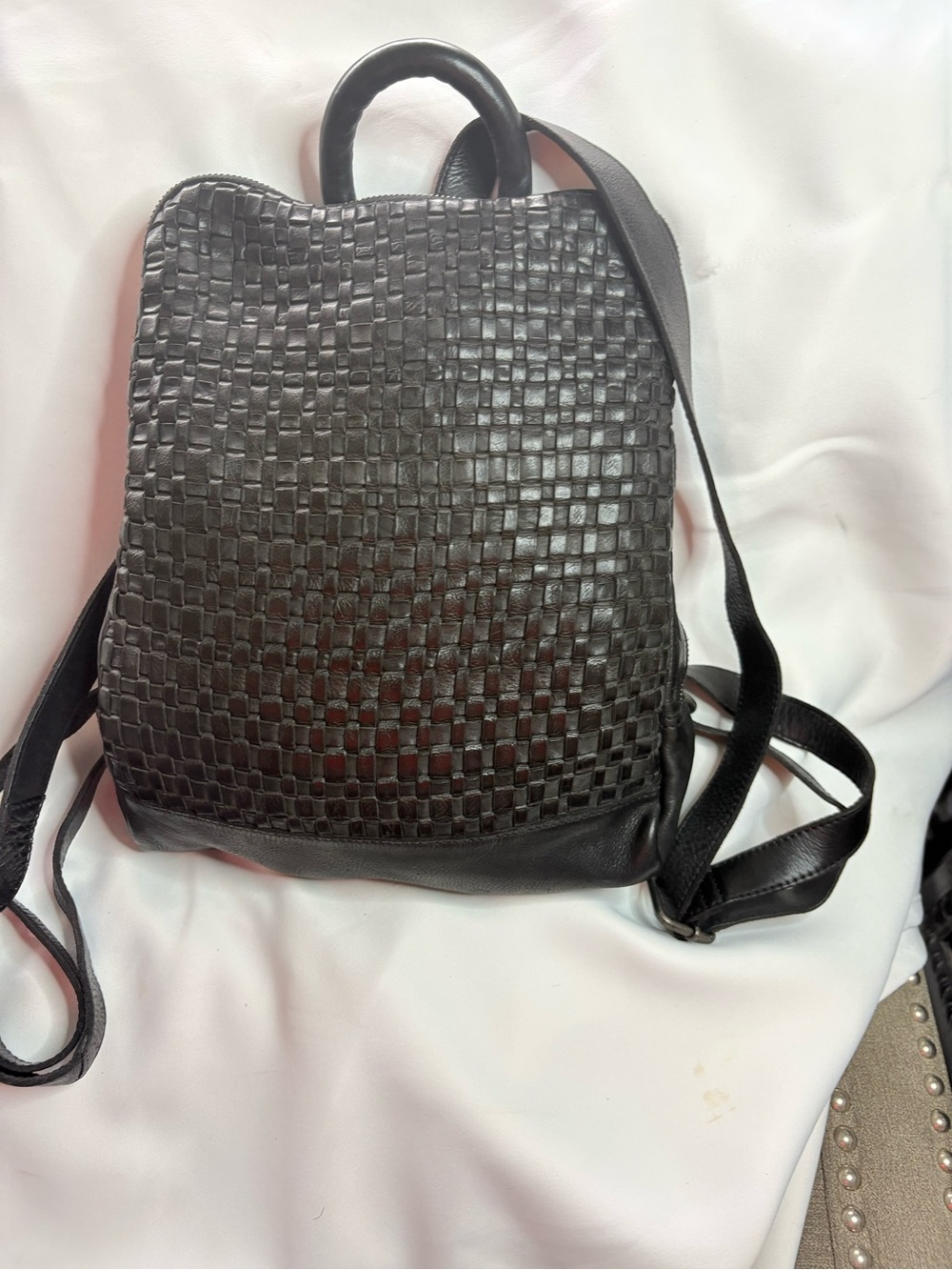 Vilenca Holland black Woven Leather Backpack - Women's Carry